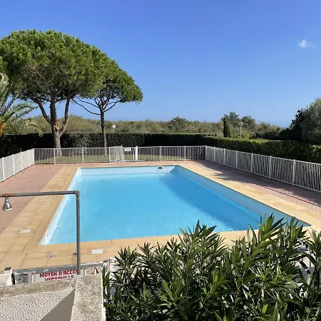 Le Reve Bleu Apartment